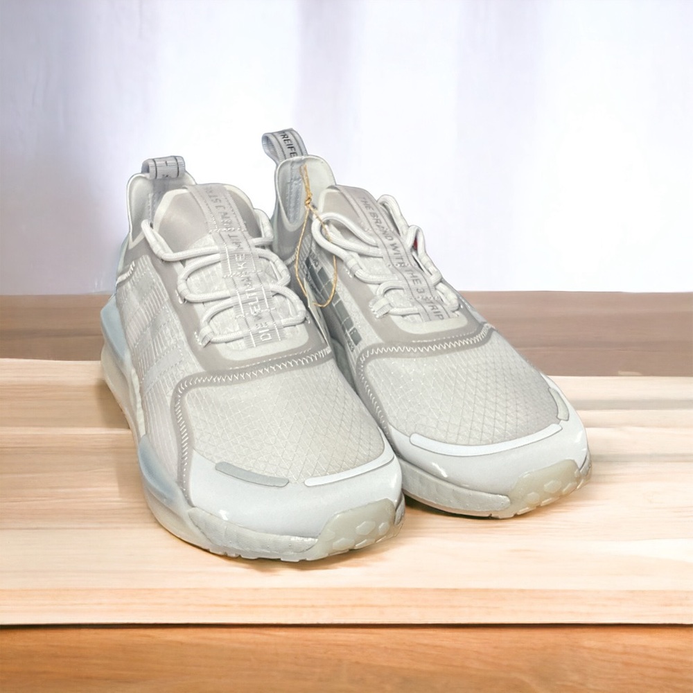 Adidas Originals NMD_V3 W white sneakers. NEW W/ BOX.